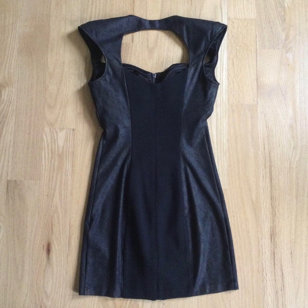 Guess two toned cocktail mini dress. Size 2.